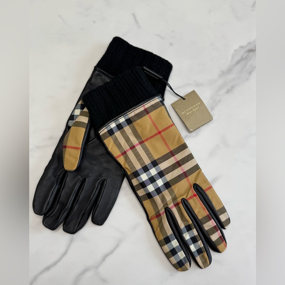 Burberry gloves